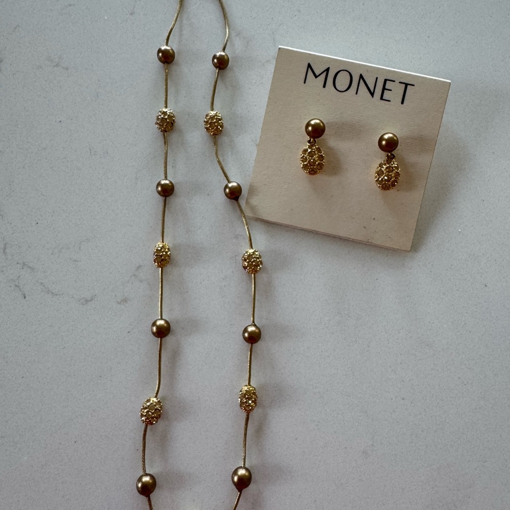 Monet Gold Beaded Necklace and Earring Set!  NWT